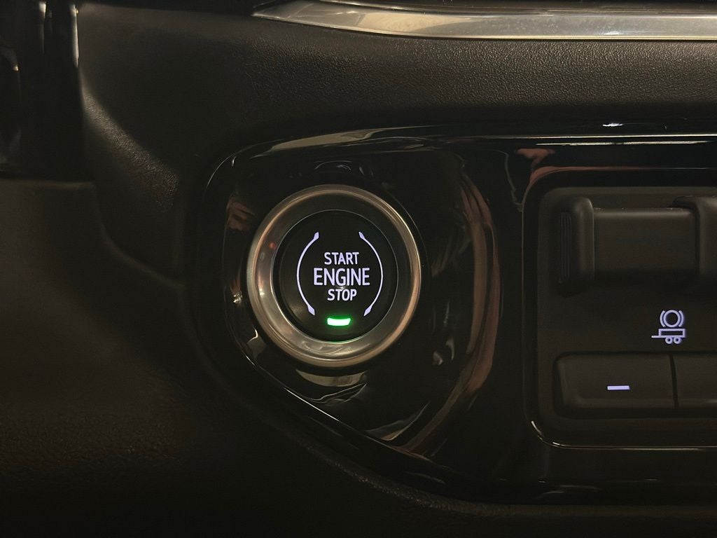 2022 Chevrolet Silverado 1500 High Country CARBRAVO CERTIFIED