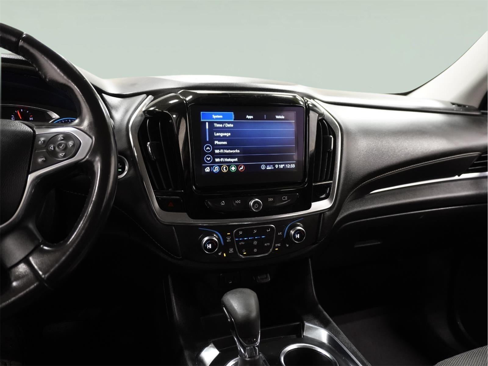 2021 Chevrolet Traverse LT Cloth