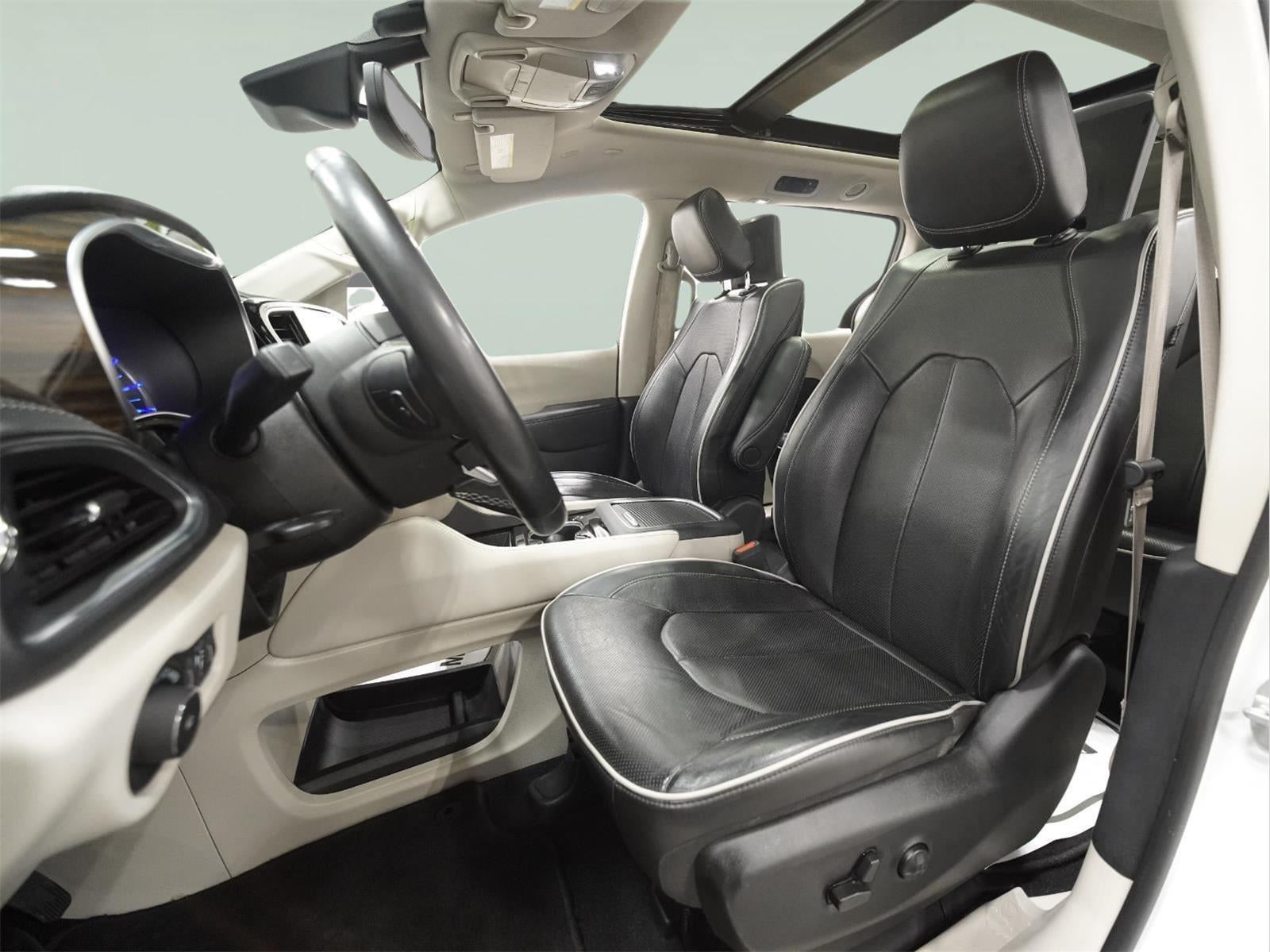 2022 Chrysler Pacifica Hybrid Limited