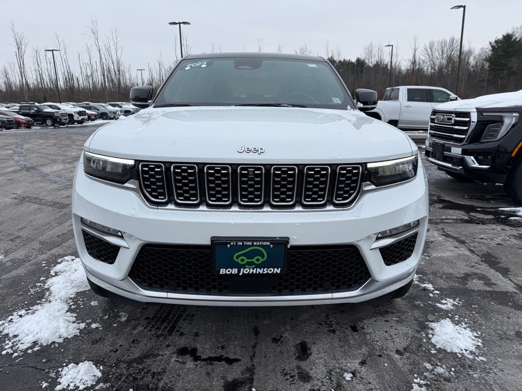 2023 Jeep Grand Cherokee Summit CARBRAVO!