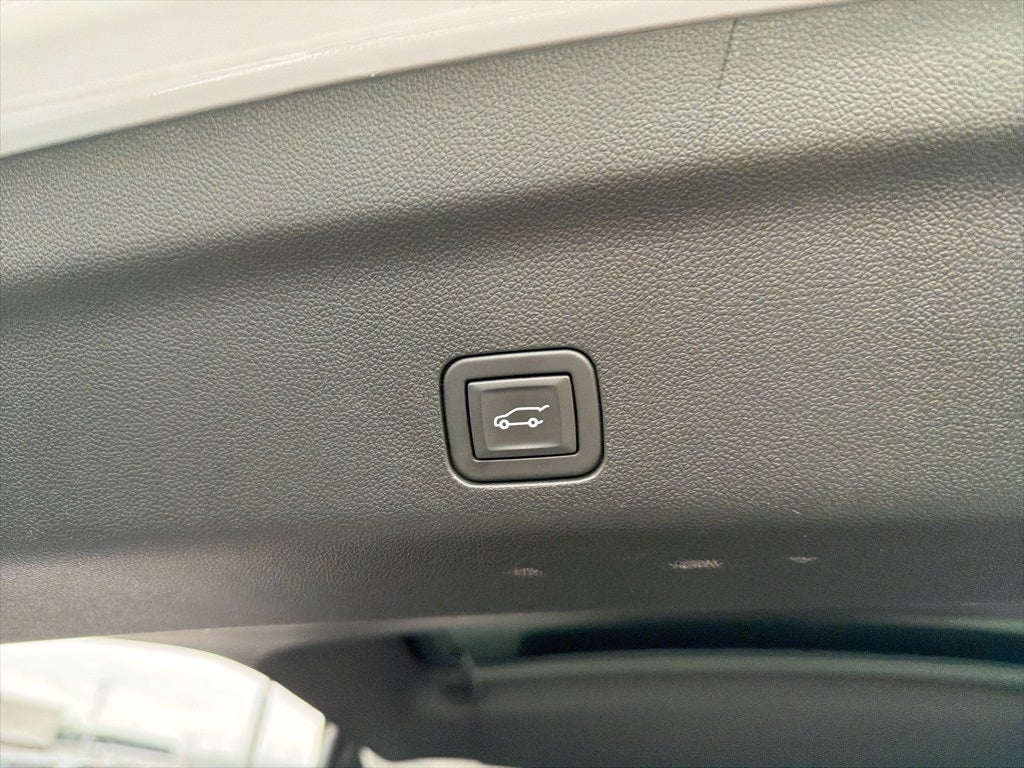 2023 GMC Yukon Denali Ultimate CARBRAVO