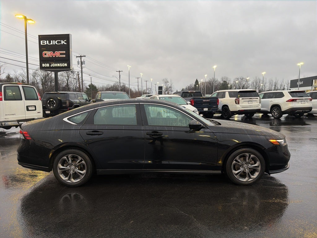 2023 Honda Accord EX CARBRAVO