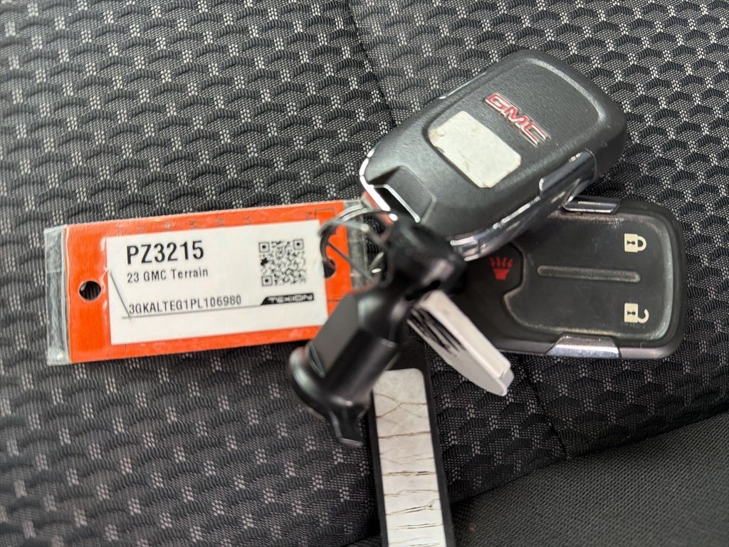 2023 GMC Terrain SLE CARBRAVO CERTIFIED!