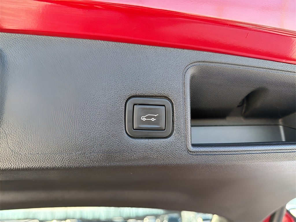 2023 GMC Terrain Denali CARBRAVO!