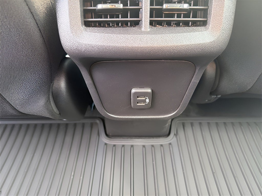 2024 Chevrolet Equinox LS CARBRAVO!