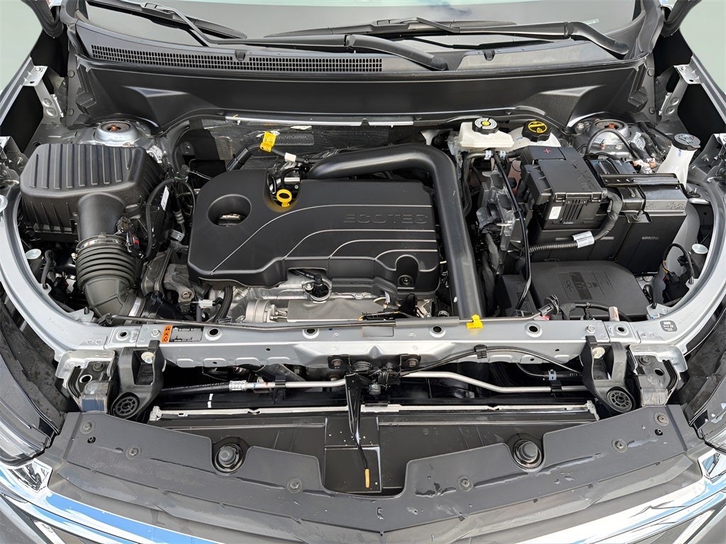 2024 Chevrolet Equinox LS CARBRAVO!