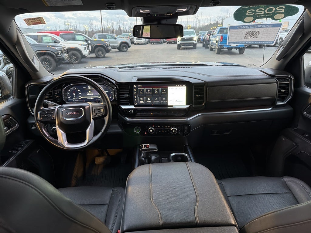 2023 GMC Sierra 1500 SLT CARBRAVO!