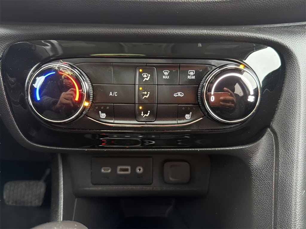 2023 Buick Encore GX Preferred CARBRAVO!