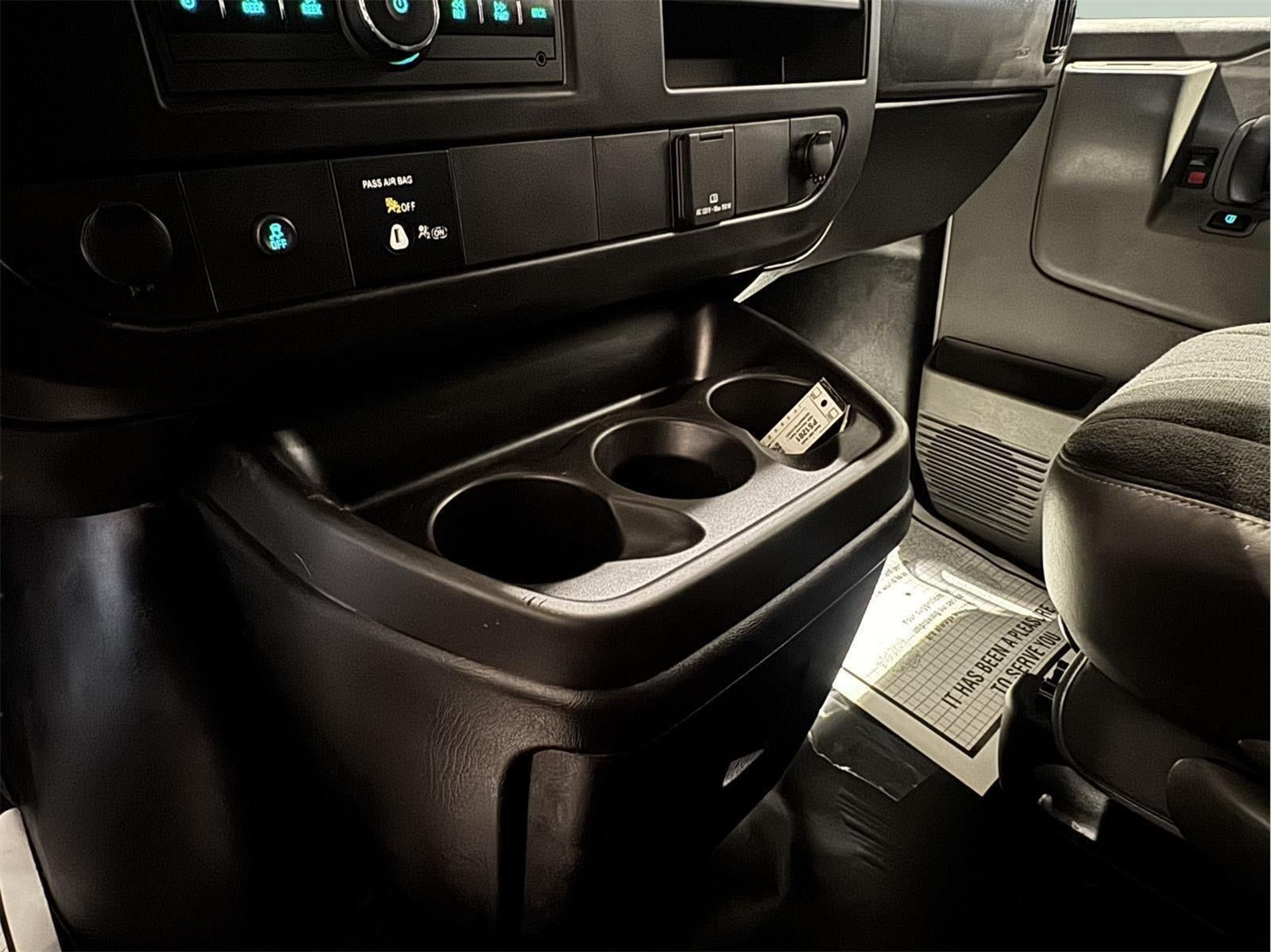 2024 Chevrolet Express Cargo Van RWD 2500 135