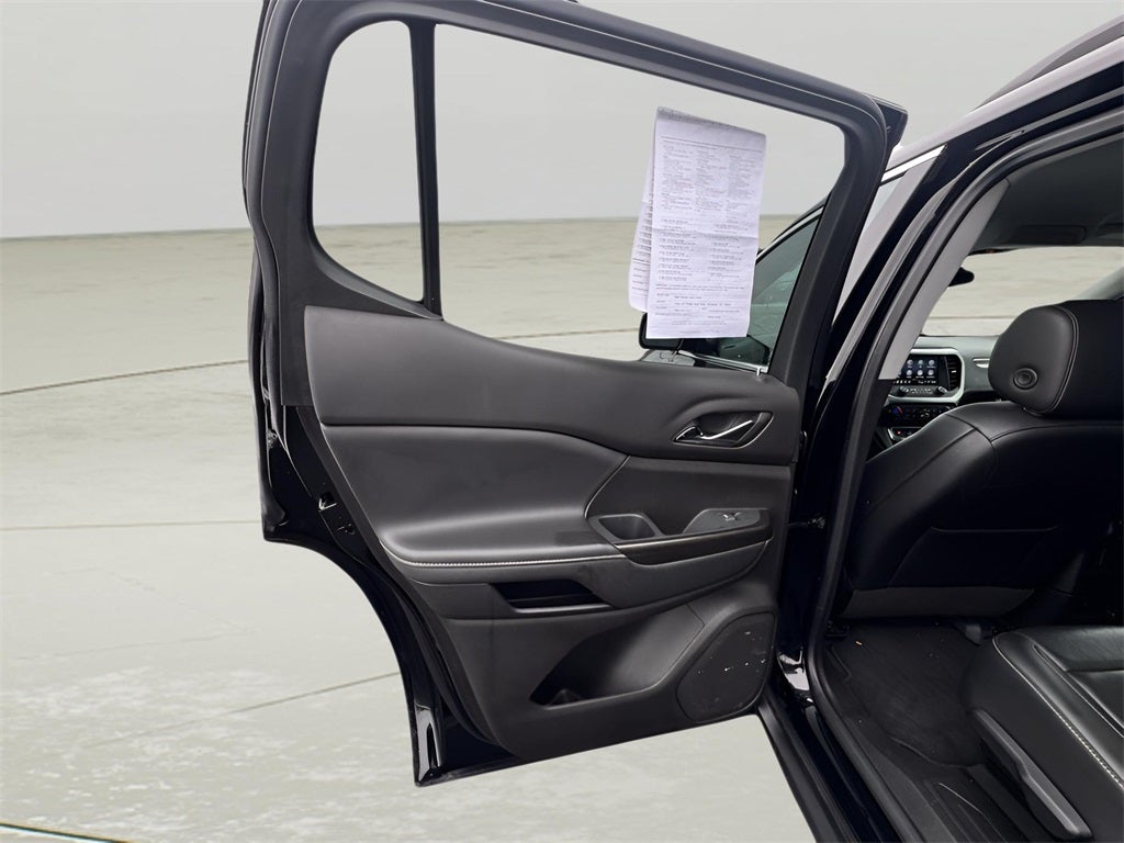 2023 GMC Acadia SLT CARBRAVO CERTIFIED
