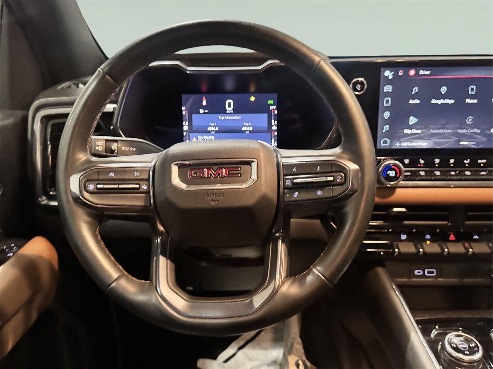 2023 GMC Canyon 4WD AT4