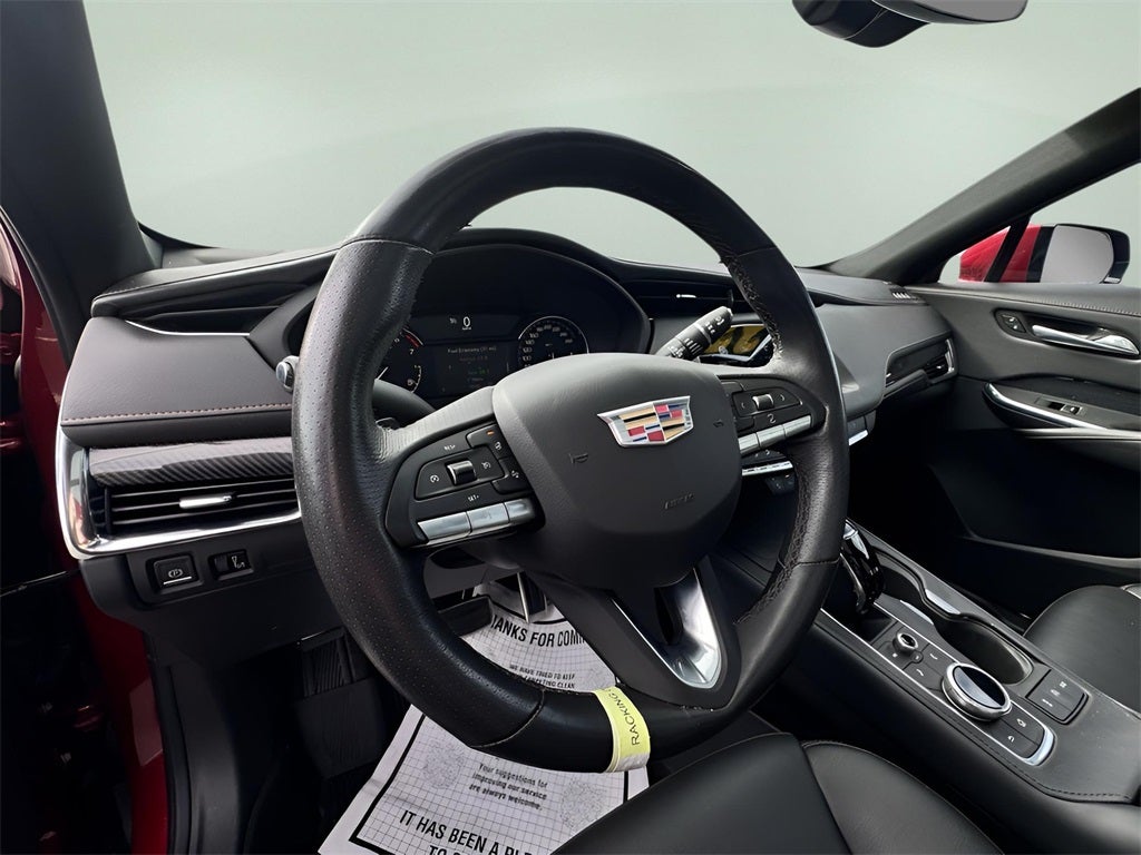 2023 Cadillac XT4 Sport