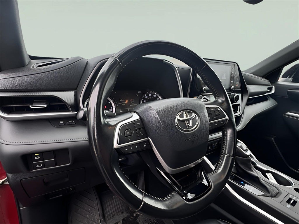 2022 Toyota Highlander XSE