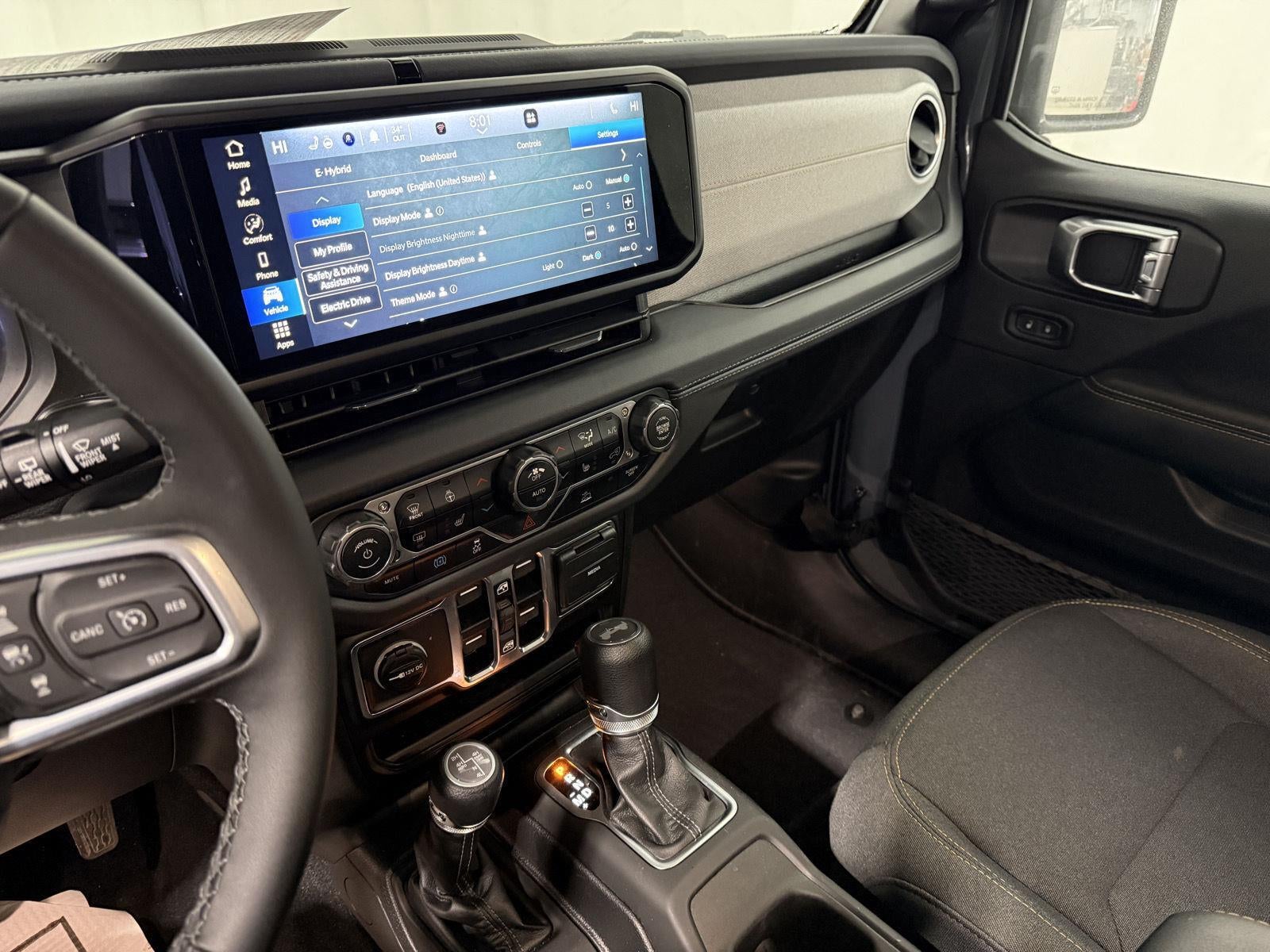 2025 Jeep Wrangler 4xe Sahara