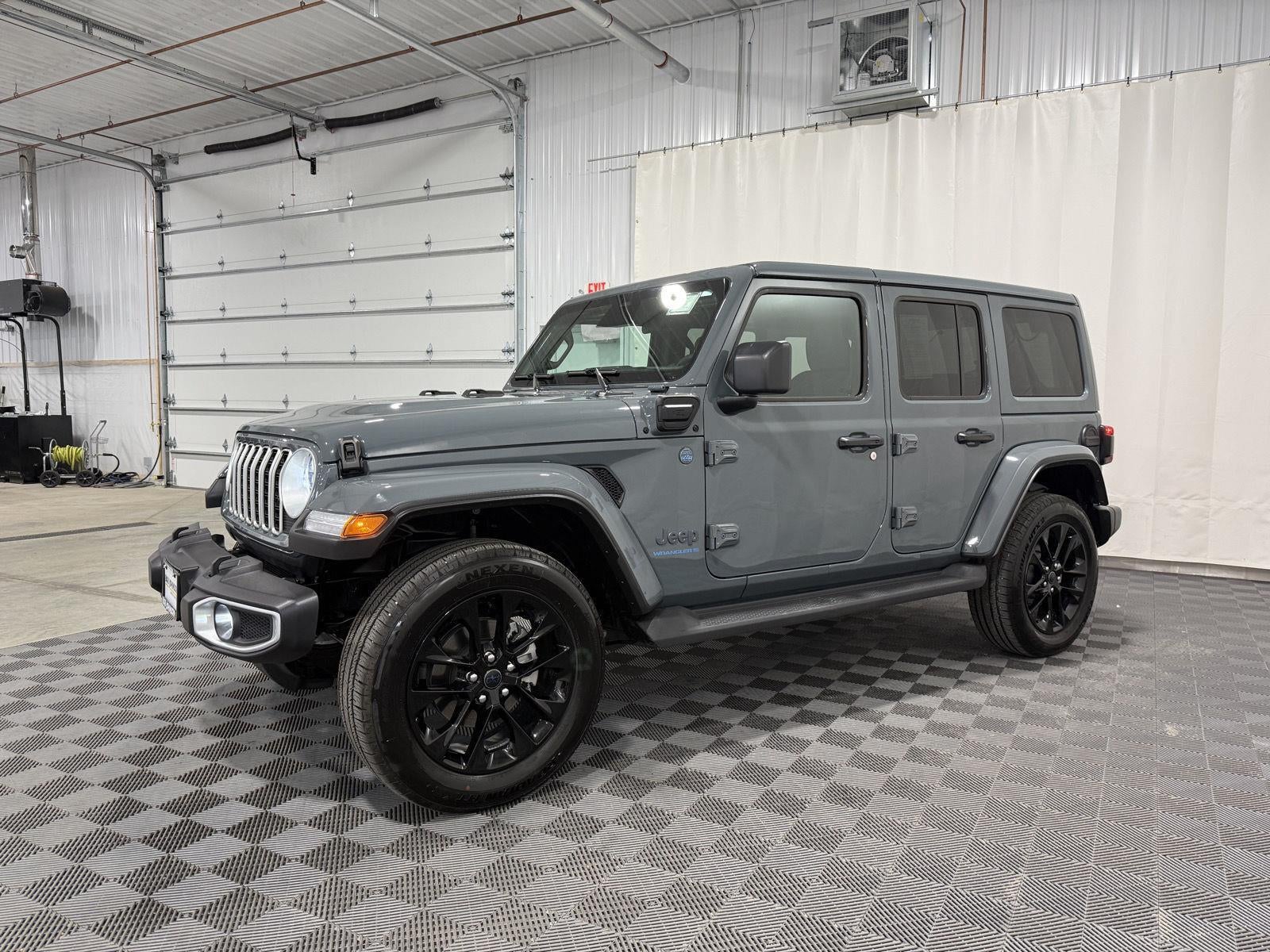 2025 Jeep Wrangler 4xe Sahara