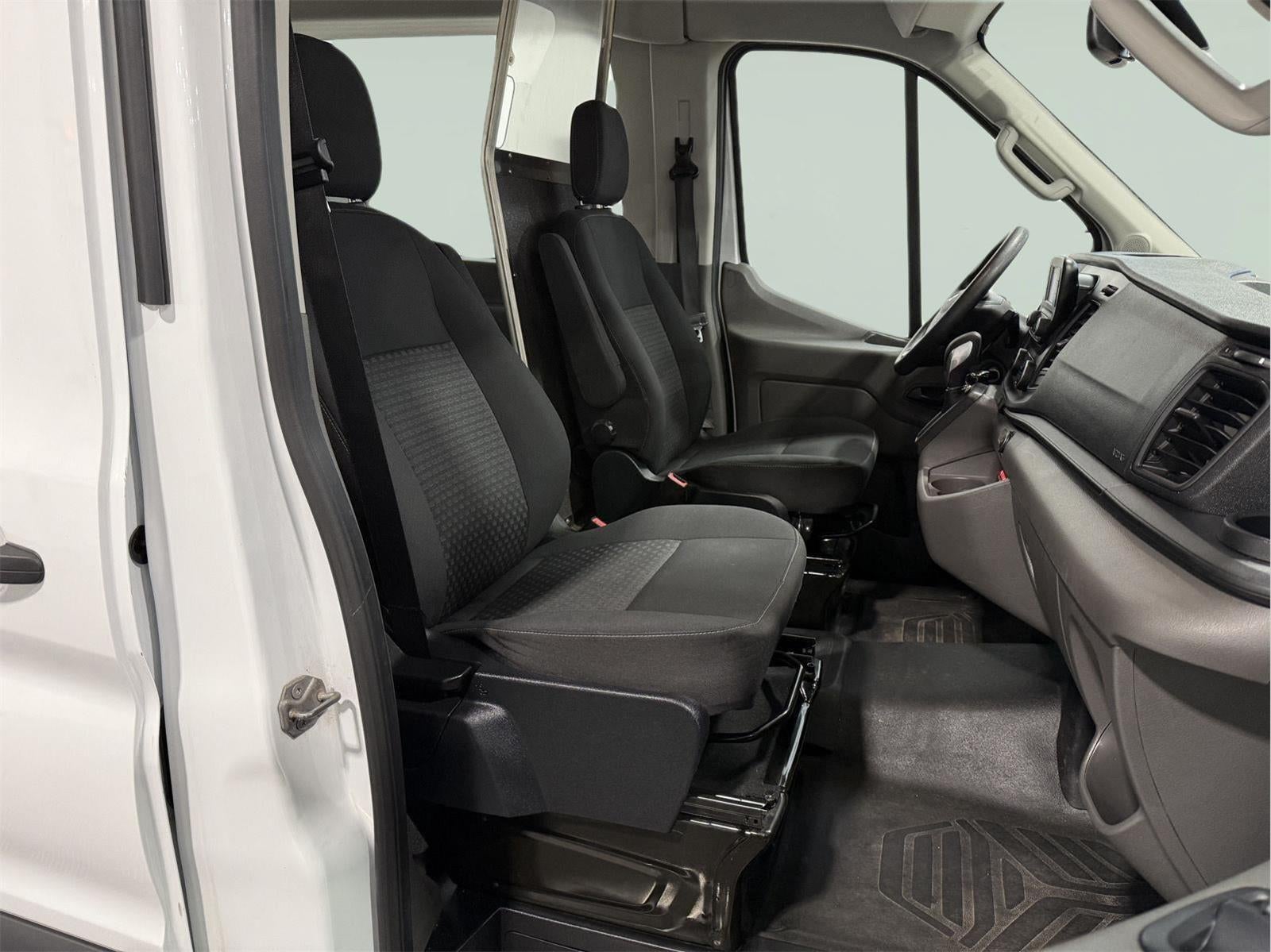 2021 Ford Transit Passenger Wagon XL