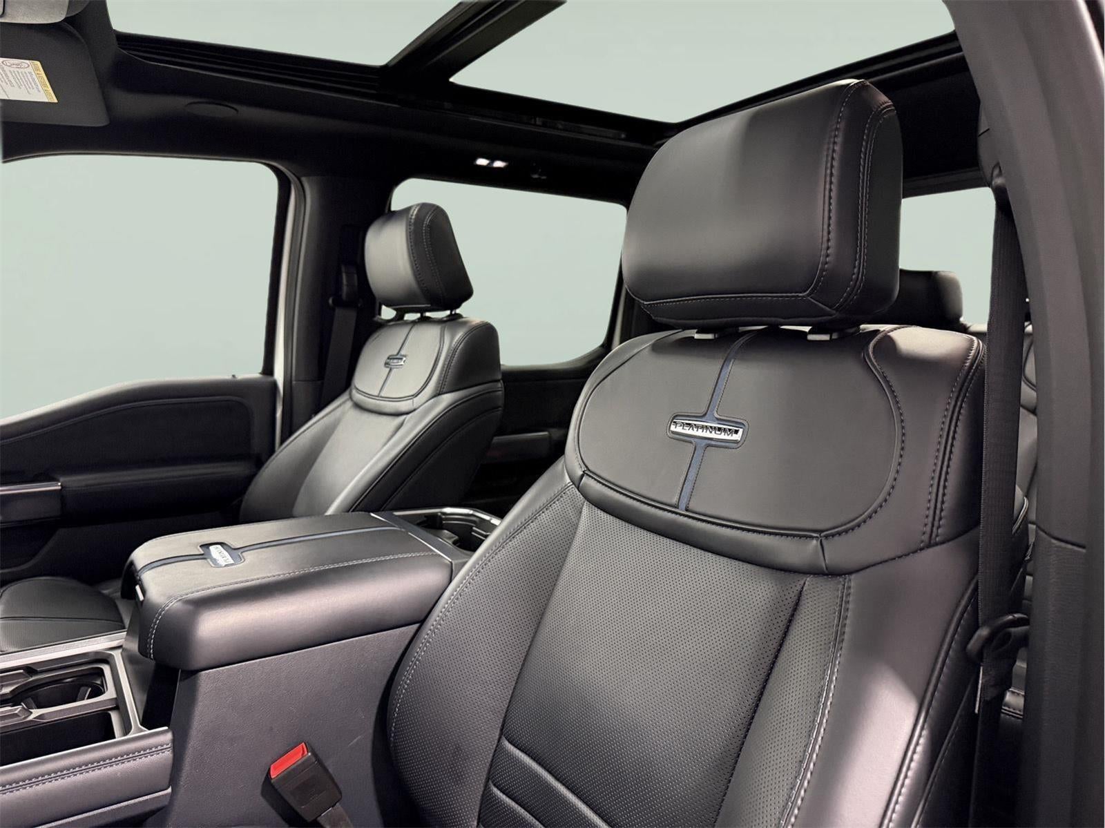 2025 Ford Super Duty F-250 SRW Platinum