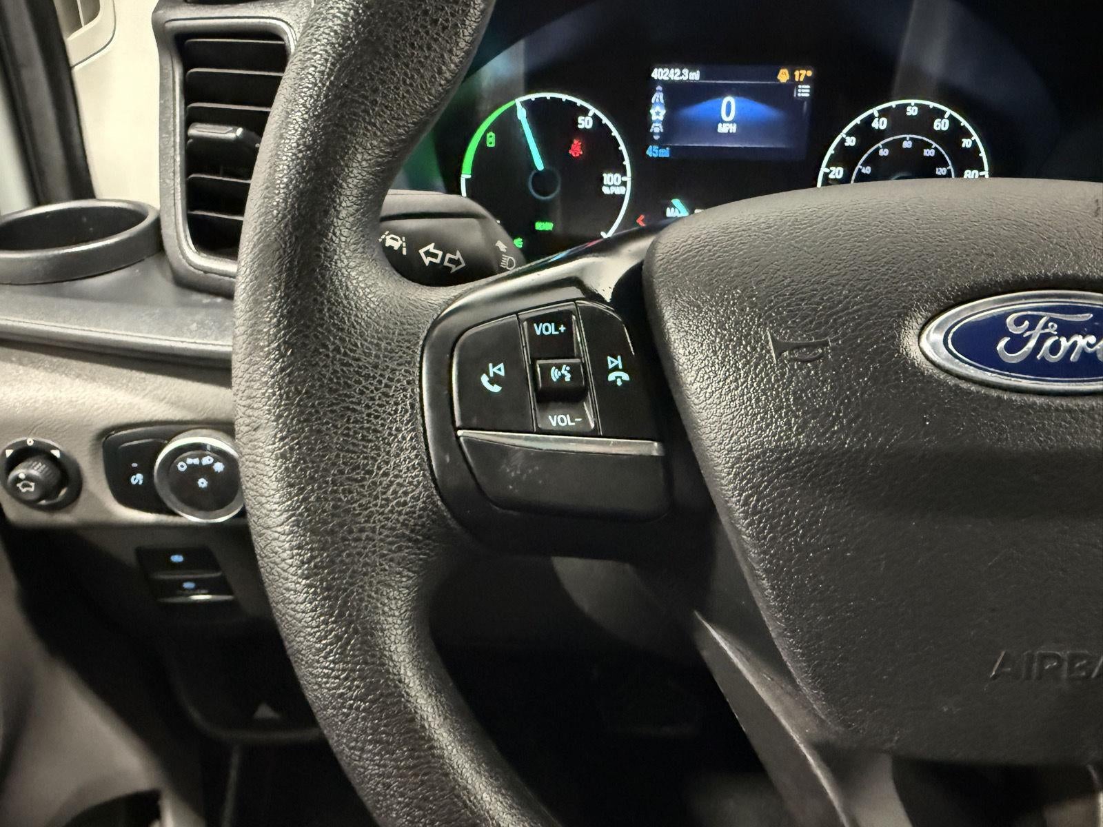 2022 Ford E-Transit 350