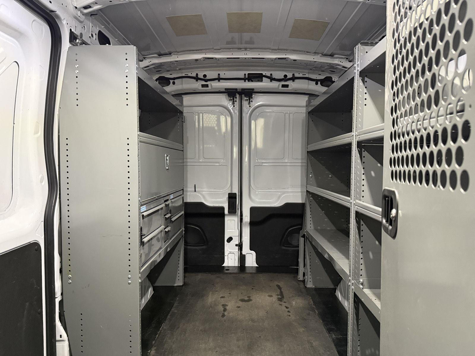 2022 Ford E-Transit 350