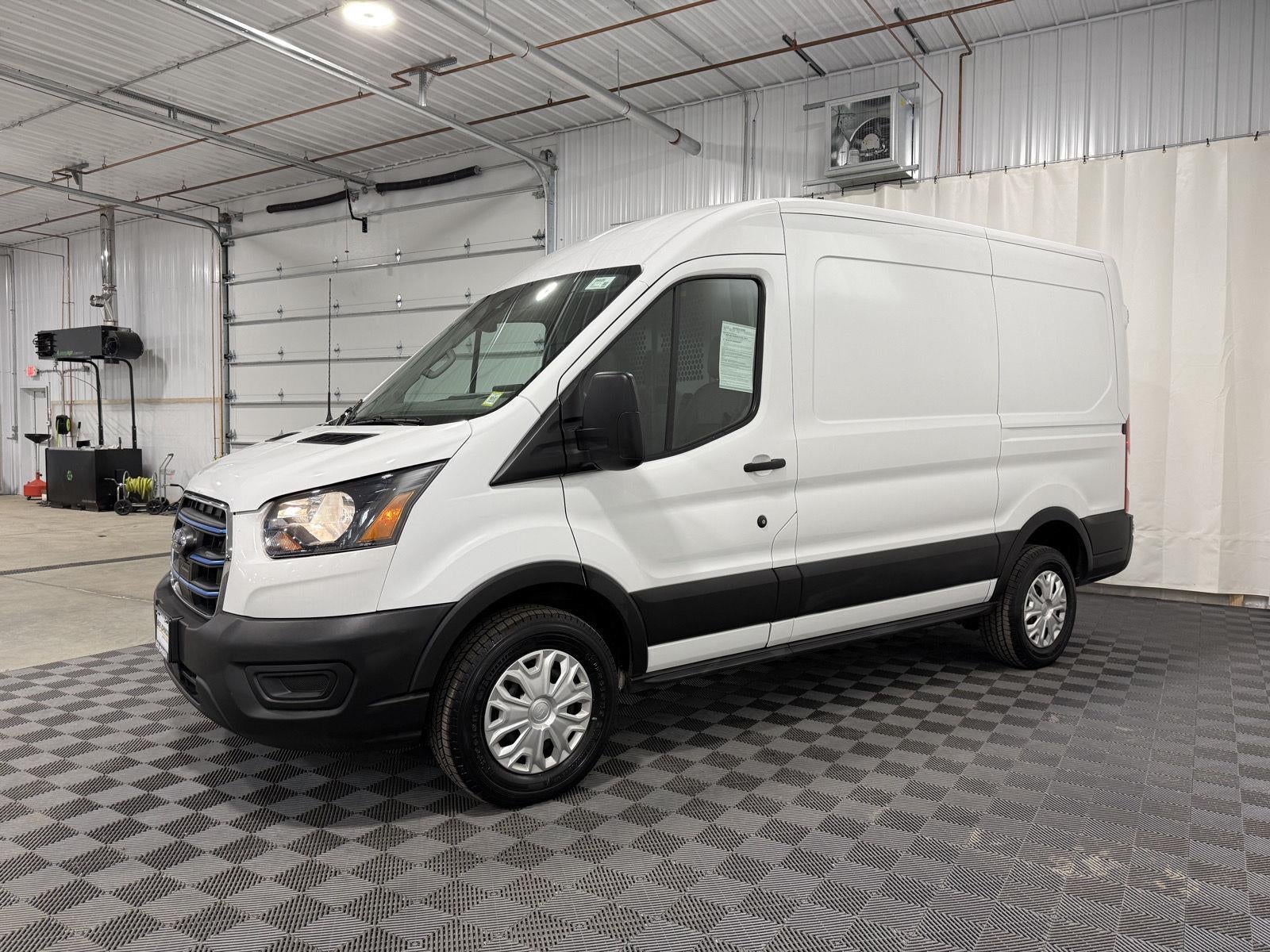 2022 Ford E-Transit 350