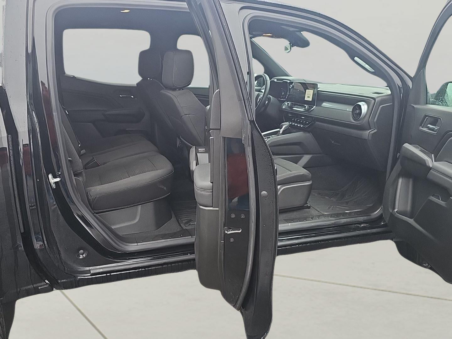 2024 Chevrolet Colorado 4WD LT