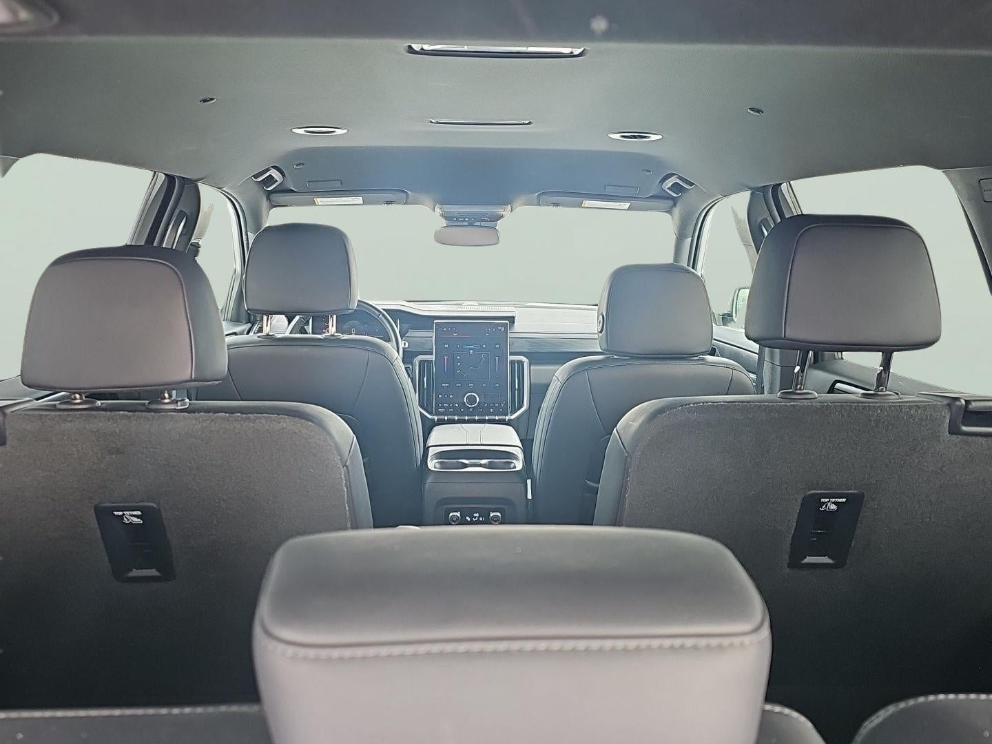 2024 GMC Acadia AWD Elevation