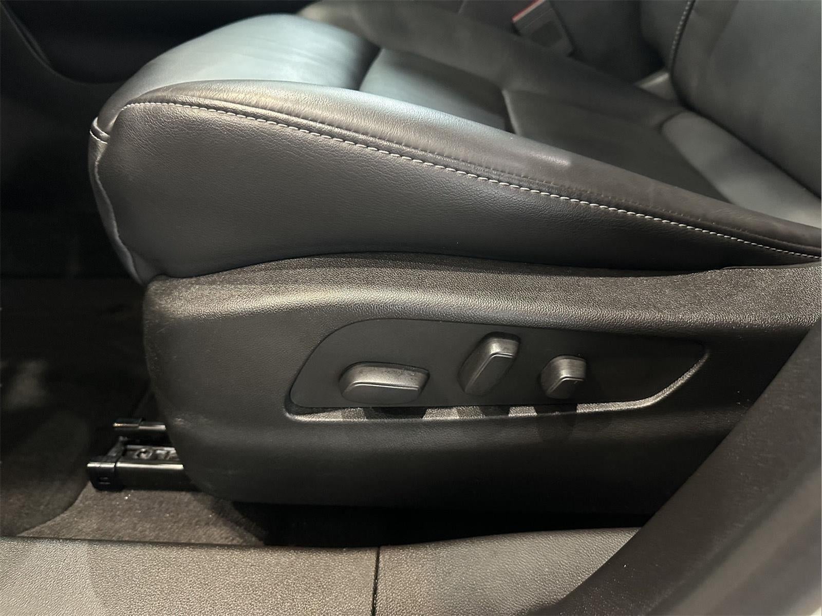 2024 Cadillac XT4 FWD Luxury