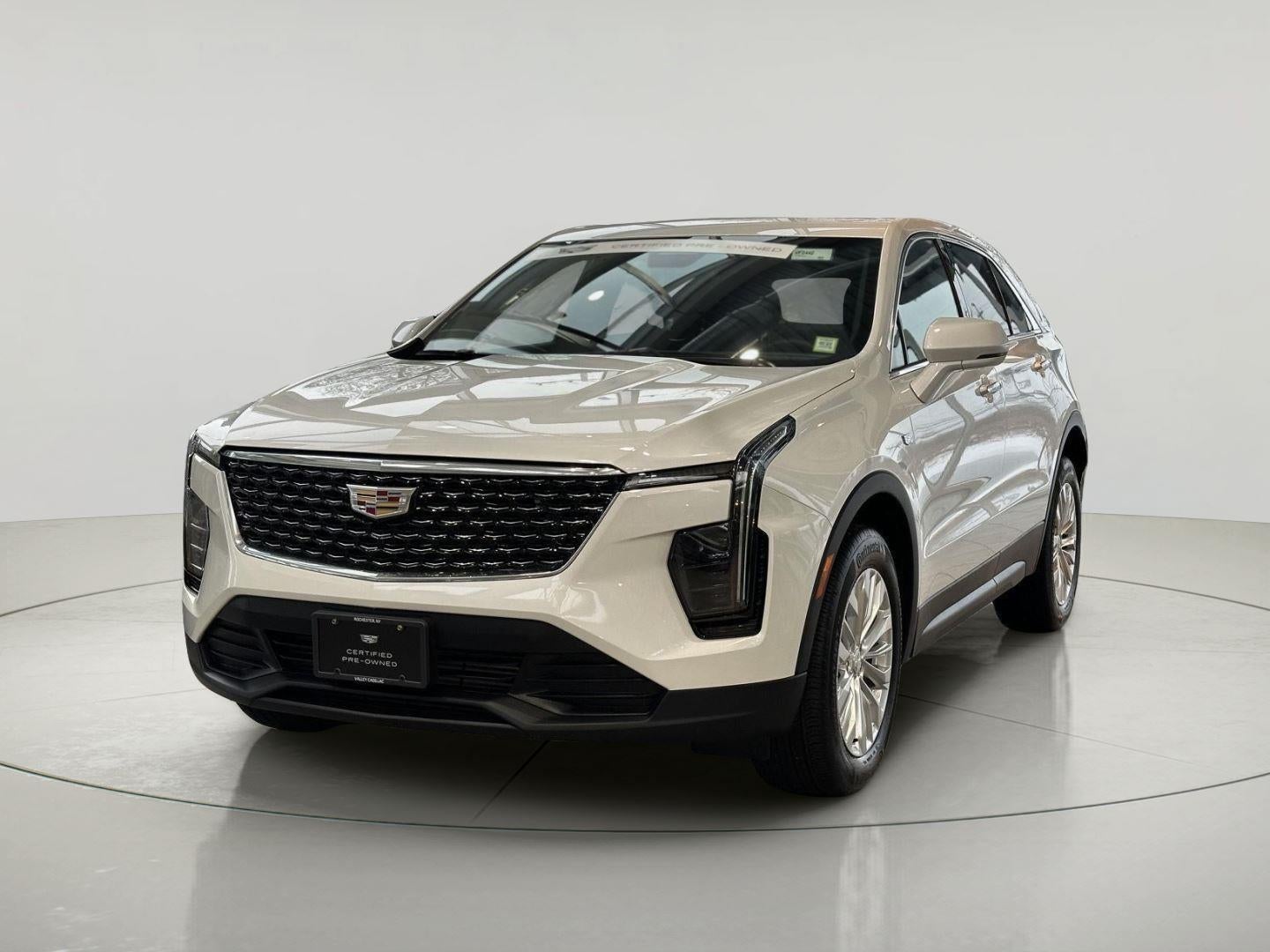 2024 Cadillac XT4 FWD Luxury