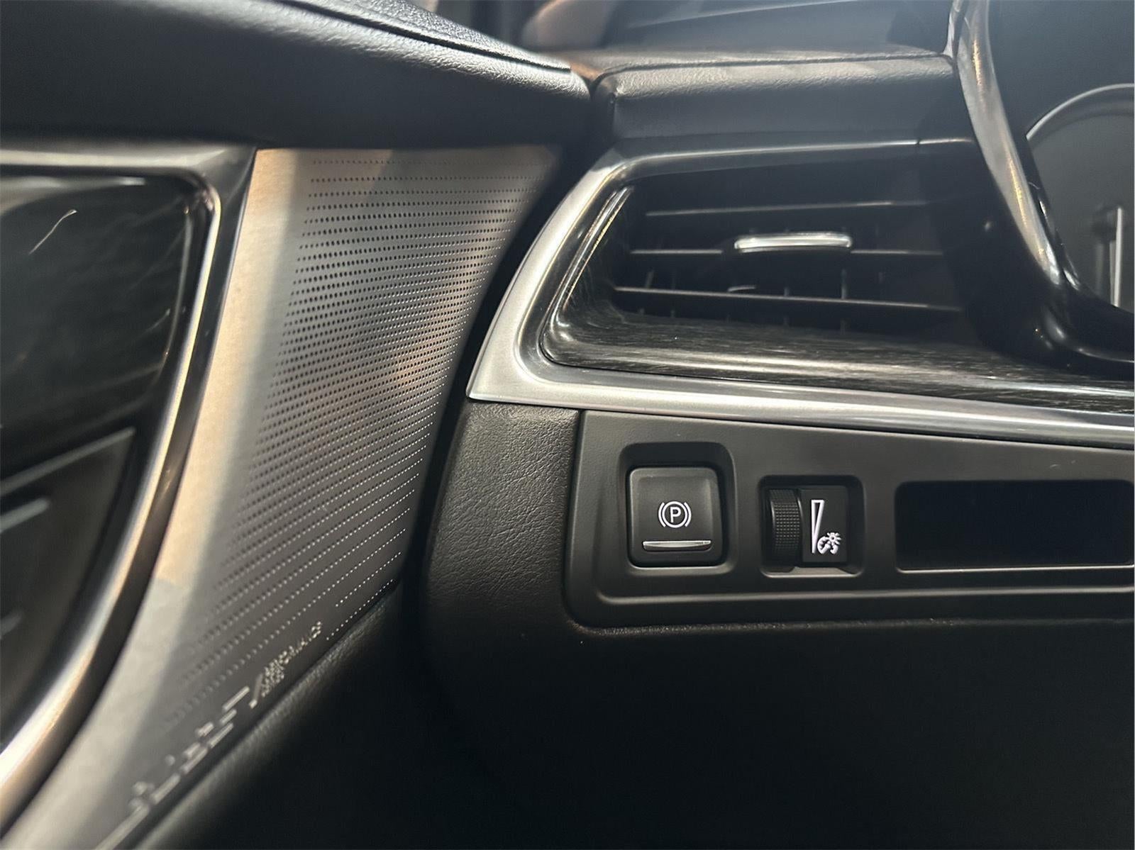 2021 Cadillac XT5 AWD Premium Luxury