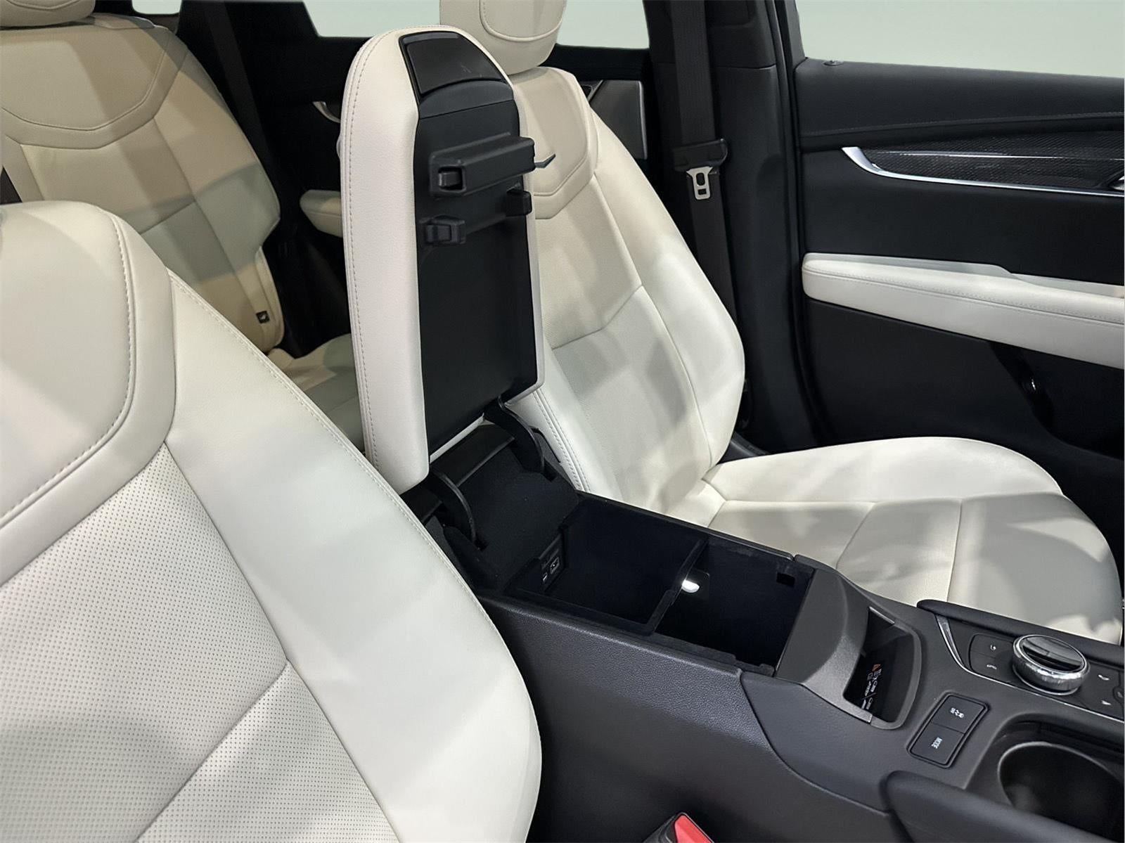 2023 Cadillac XT5 AWD Sport