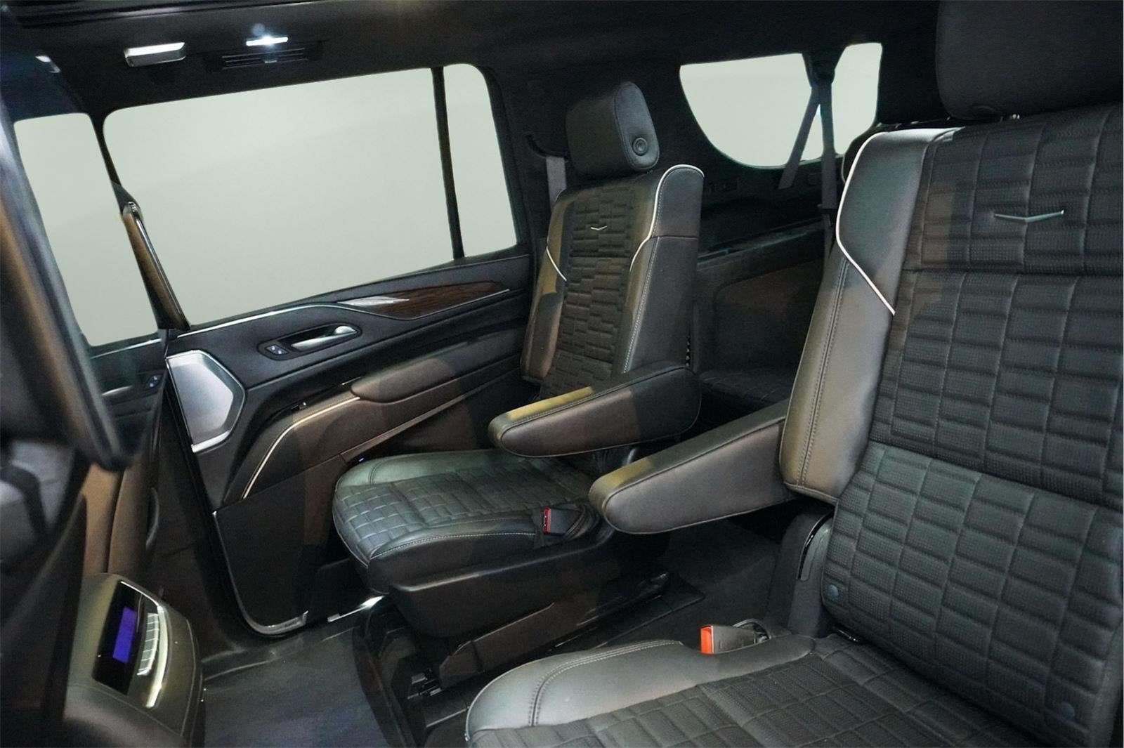 2024 Cadillac Escalade ESV 4WD Sport Platinum