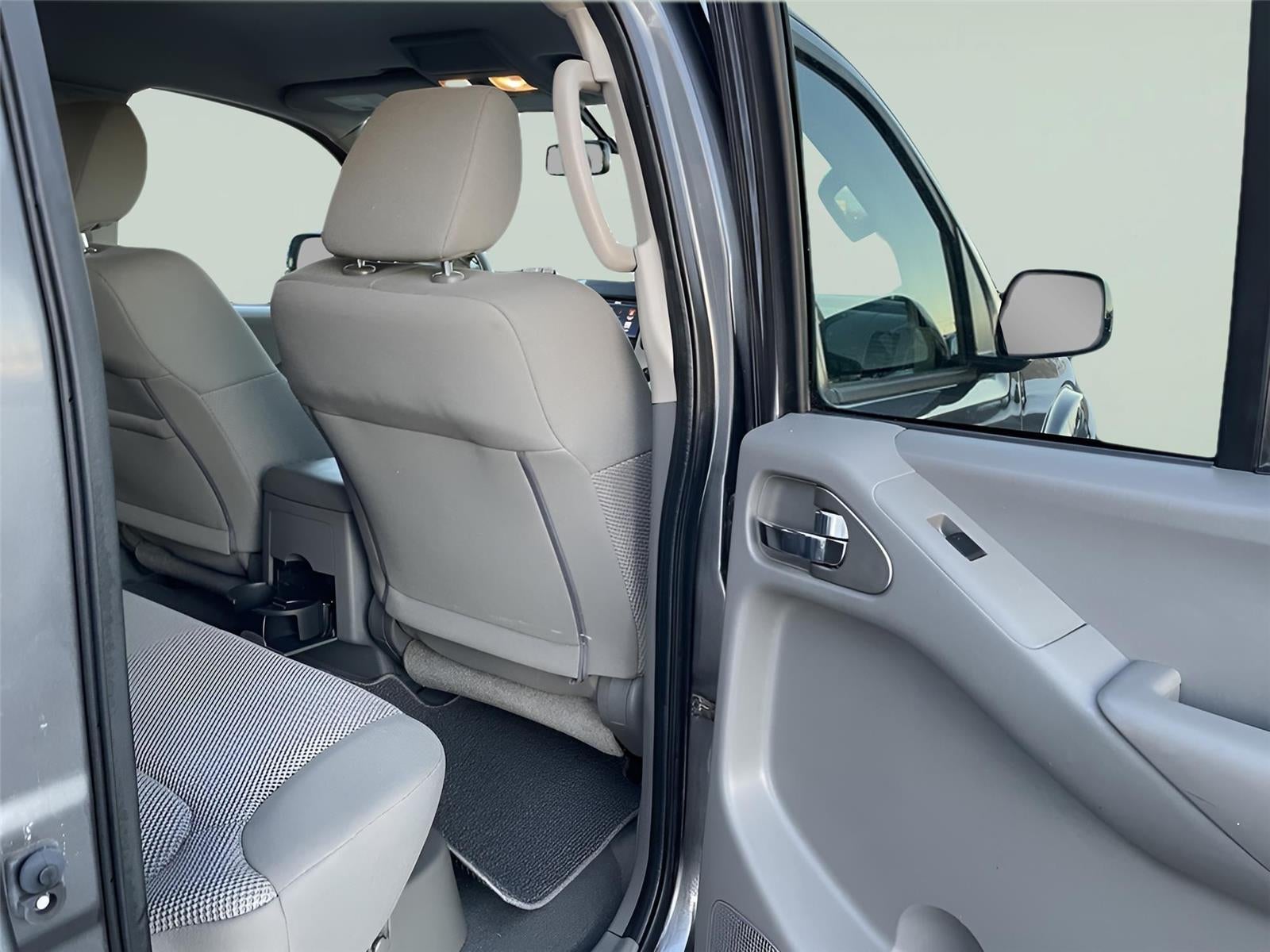 2020 Nissan Frontier SV