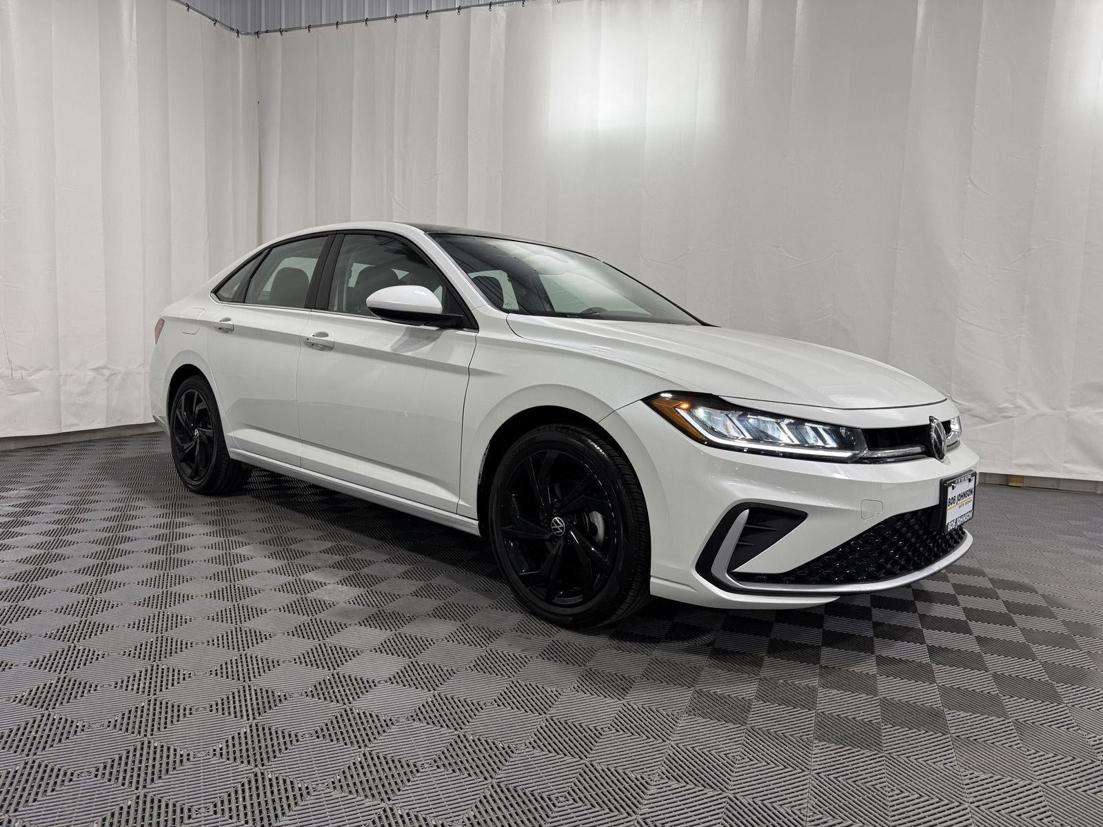 2025 Volkswagen Jetta SE