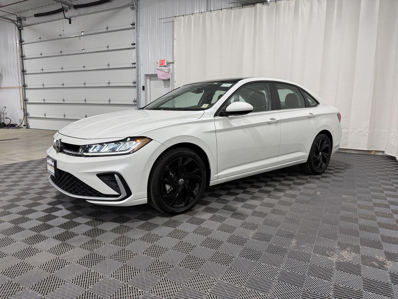 2025 Volkswagen Jetta SE