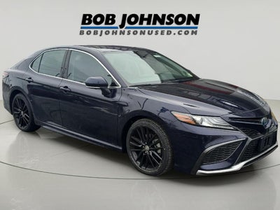 2022 Toyota Camry Hybrid XSE