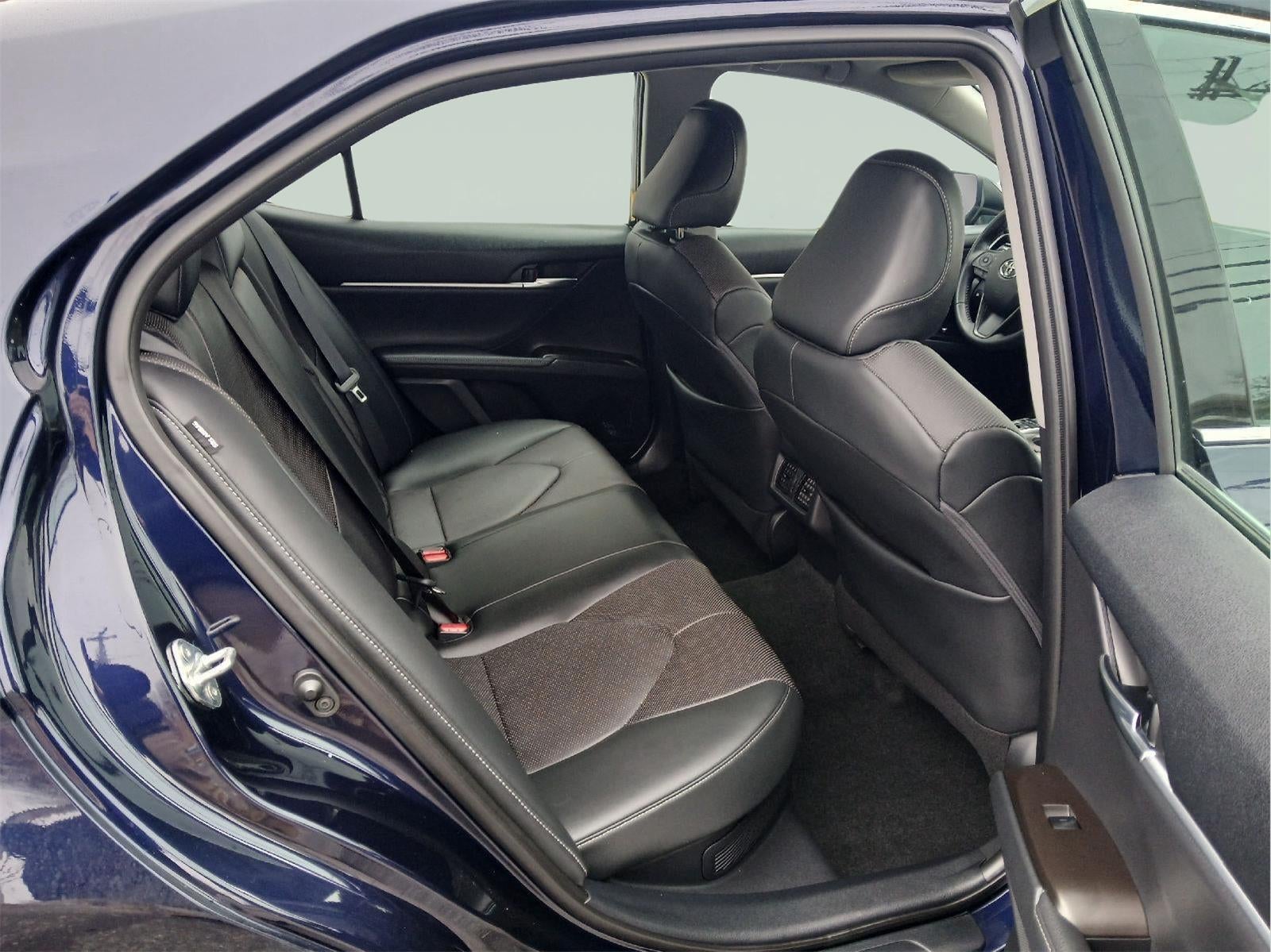 2022 Toyota Camry Hybrid XSE