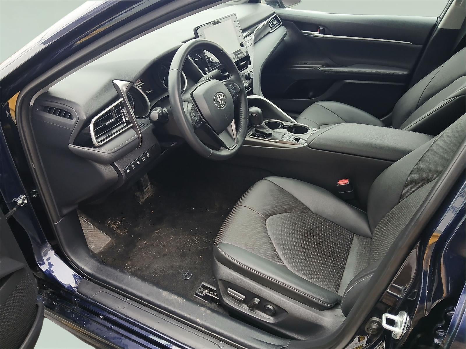 2022 Toyota Camry Hybrid XSE