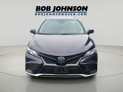 2022 Toyota Camry Hybrid XSE