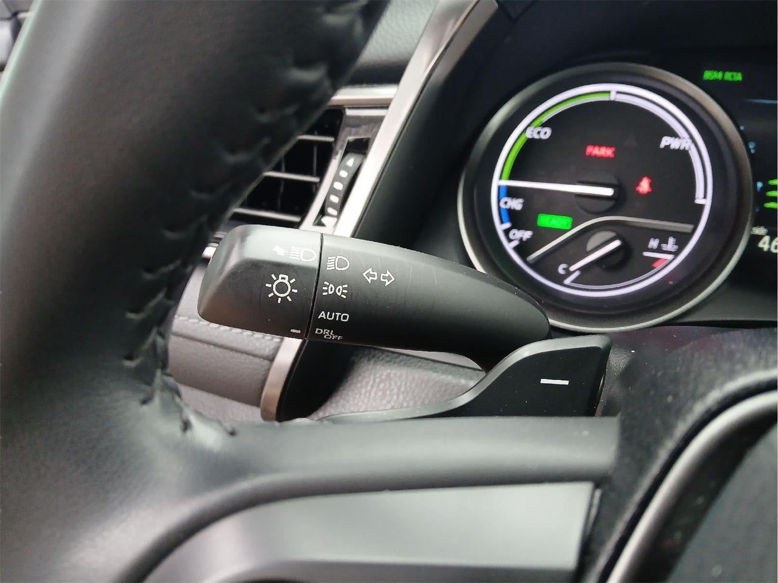 2022 Toyota Camry Hybrid XSE