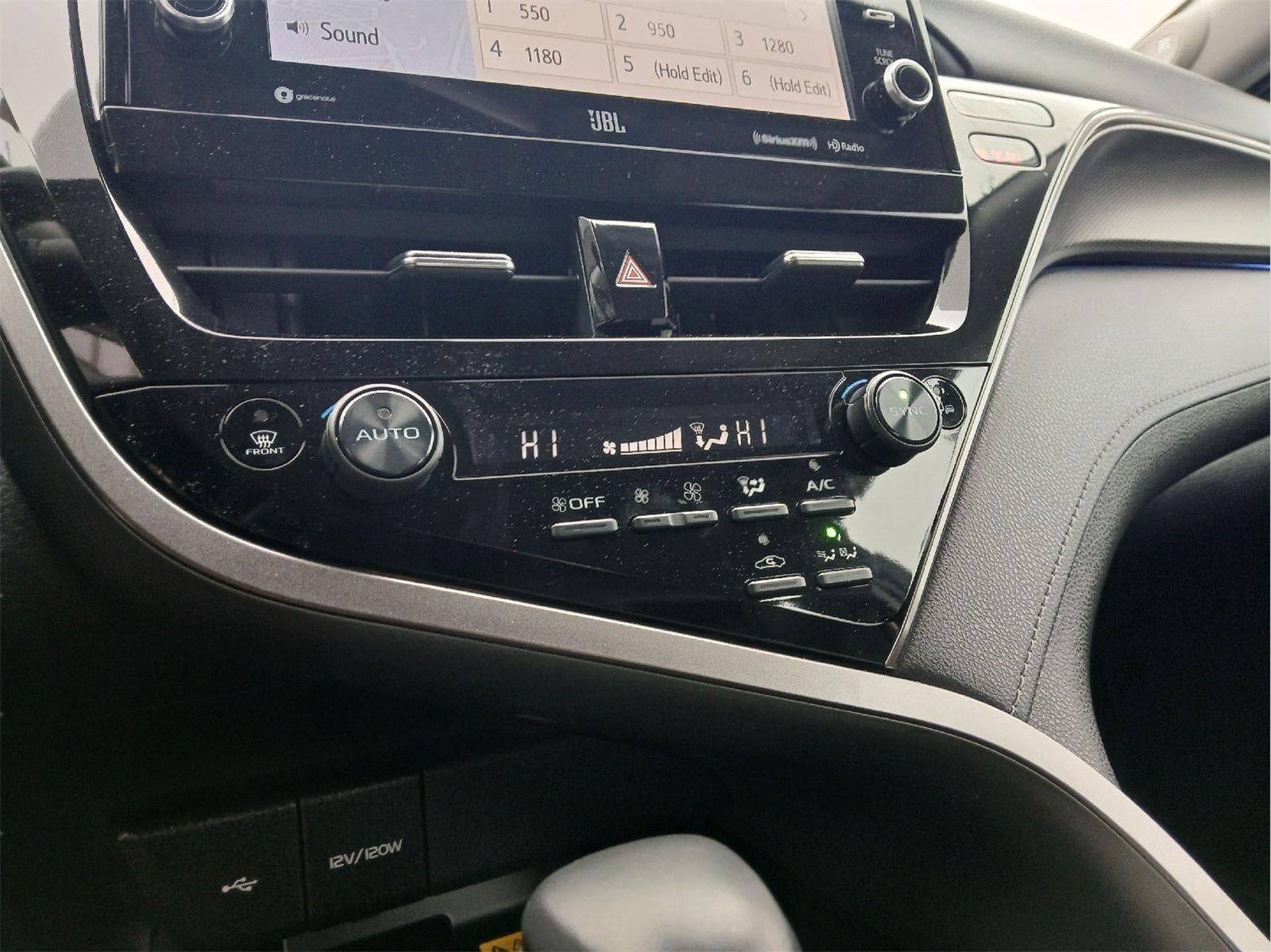 2022 Toyota Camry Hybrid XSE