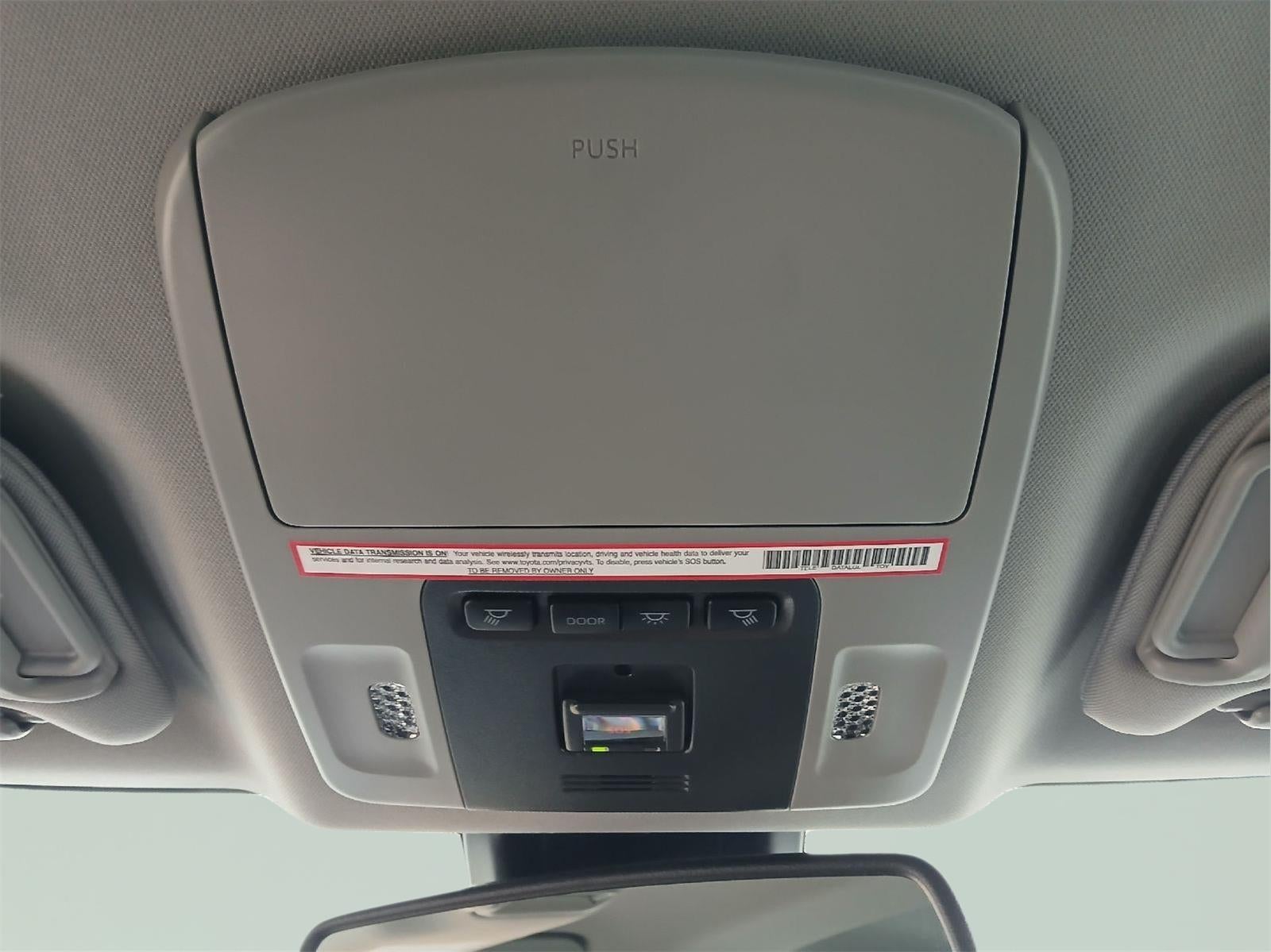 2022 Toyota Camry Hybrid XSE