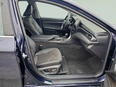 2022 Toyota Camry Hybrid XSE