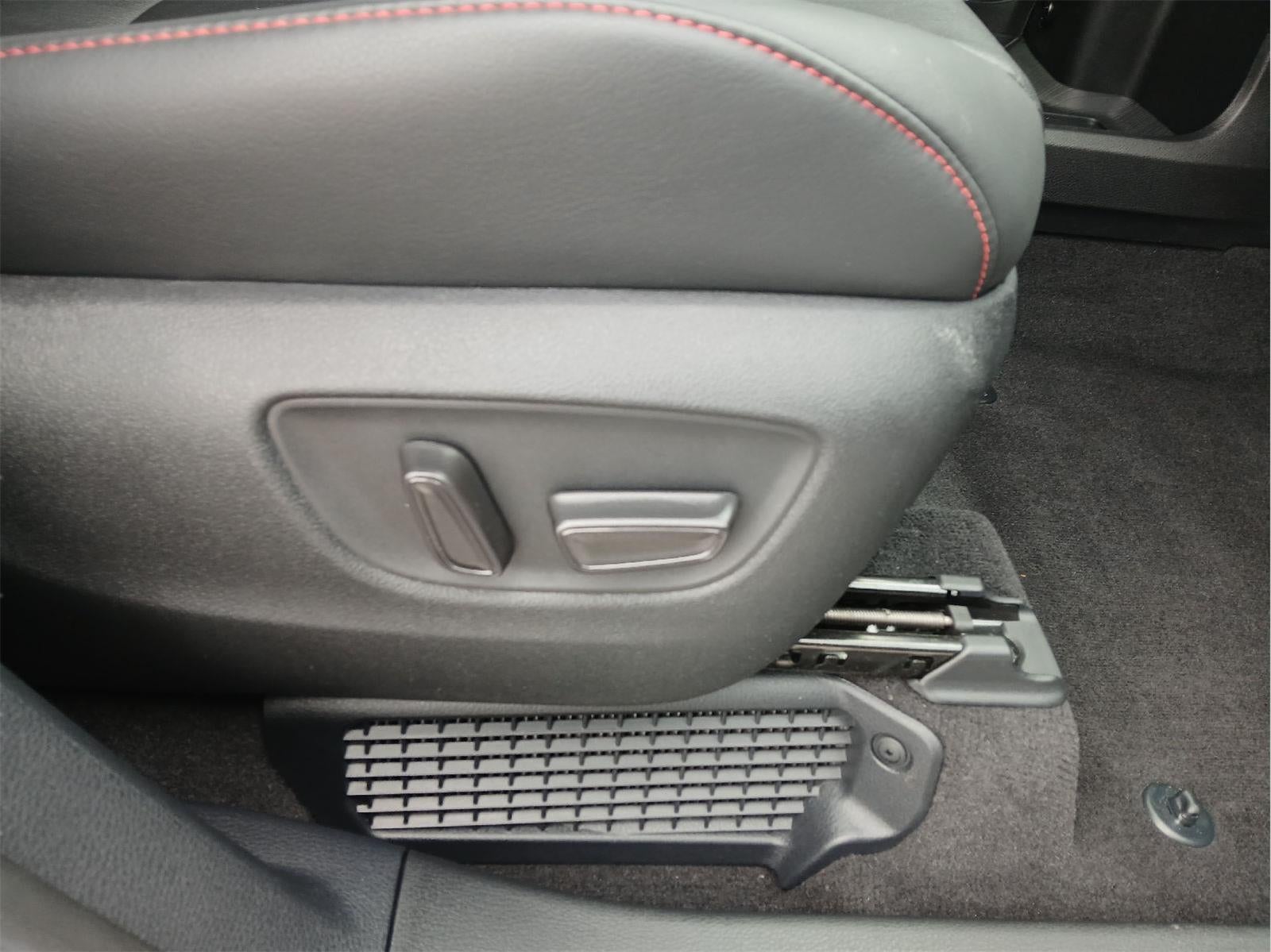 2025 Toyota SIENNA MINIVAN