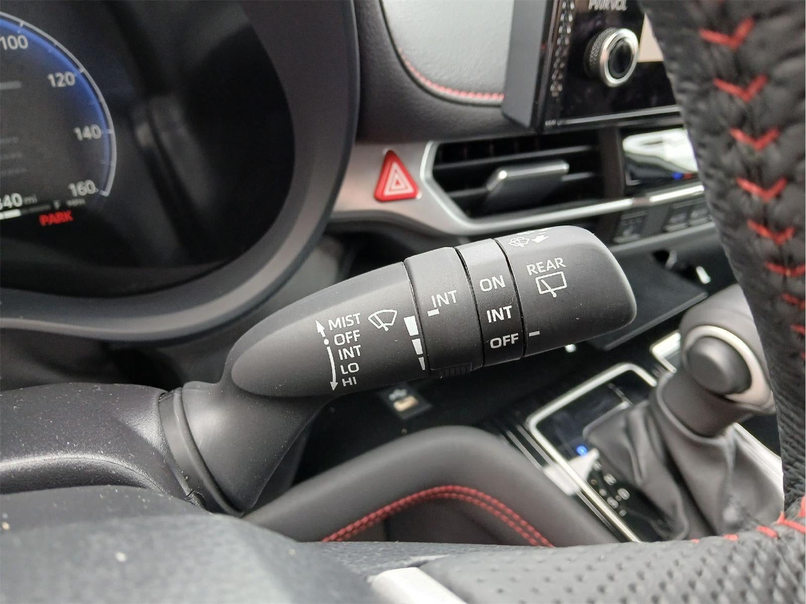 2025 Toyota SIENNA MINIVAN