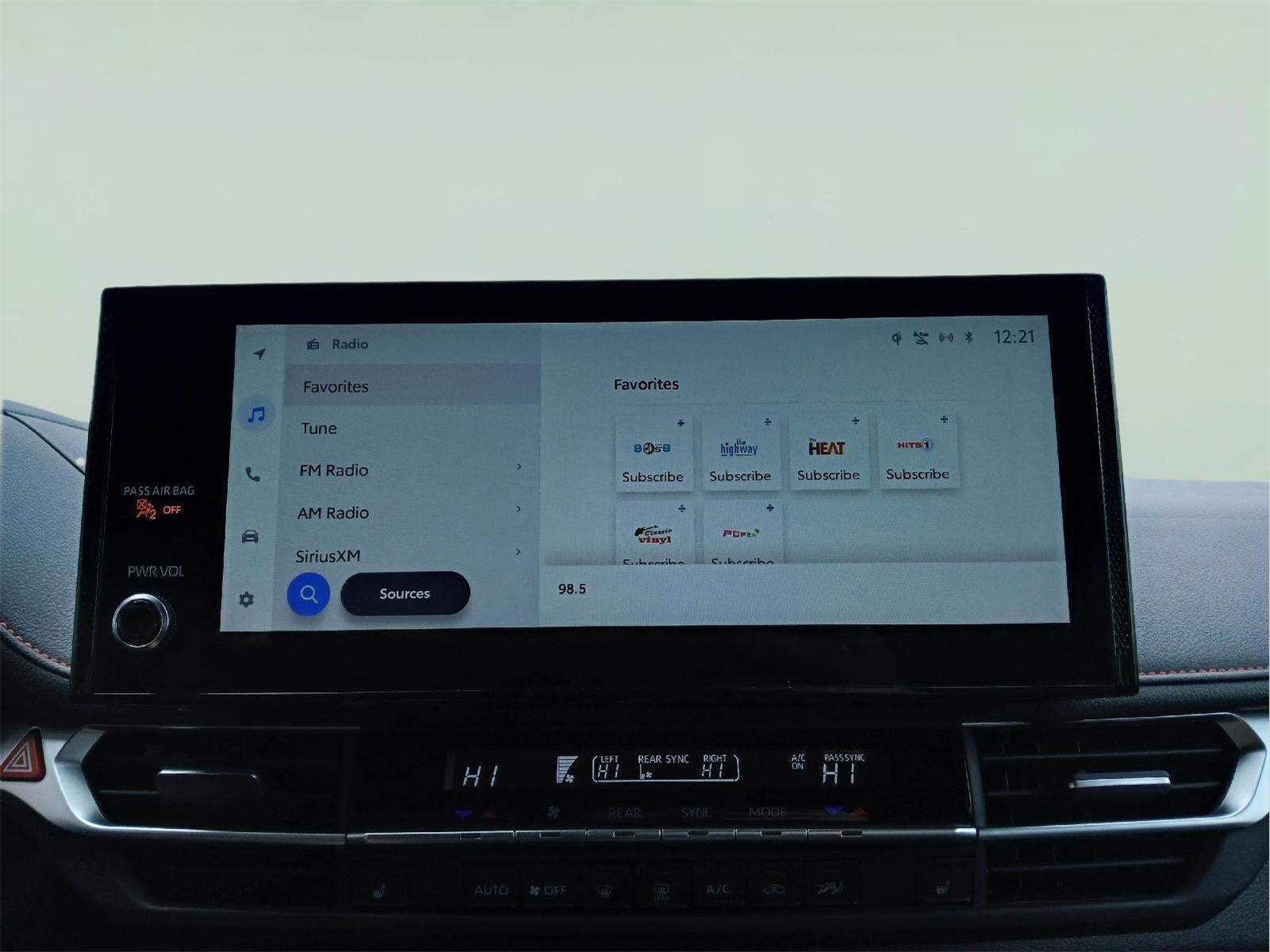 2025 Toyota SIENNA MINIVAN