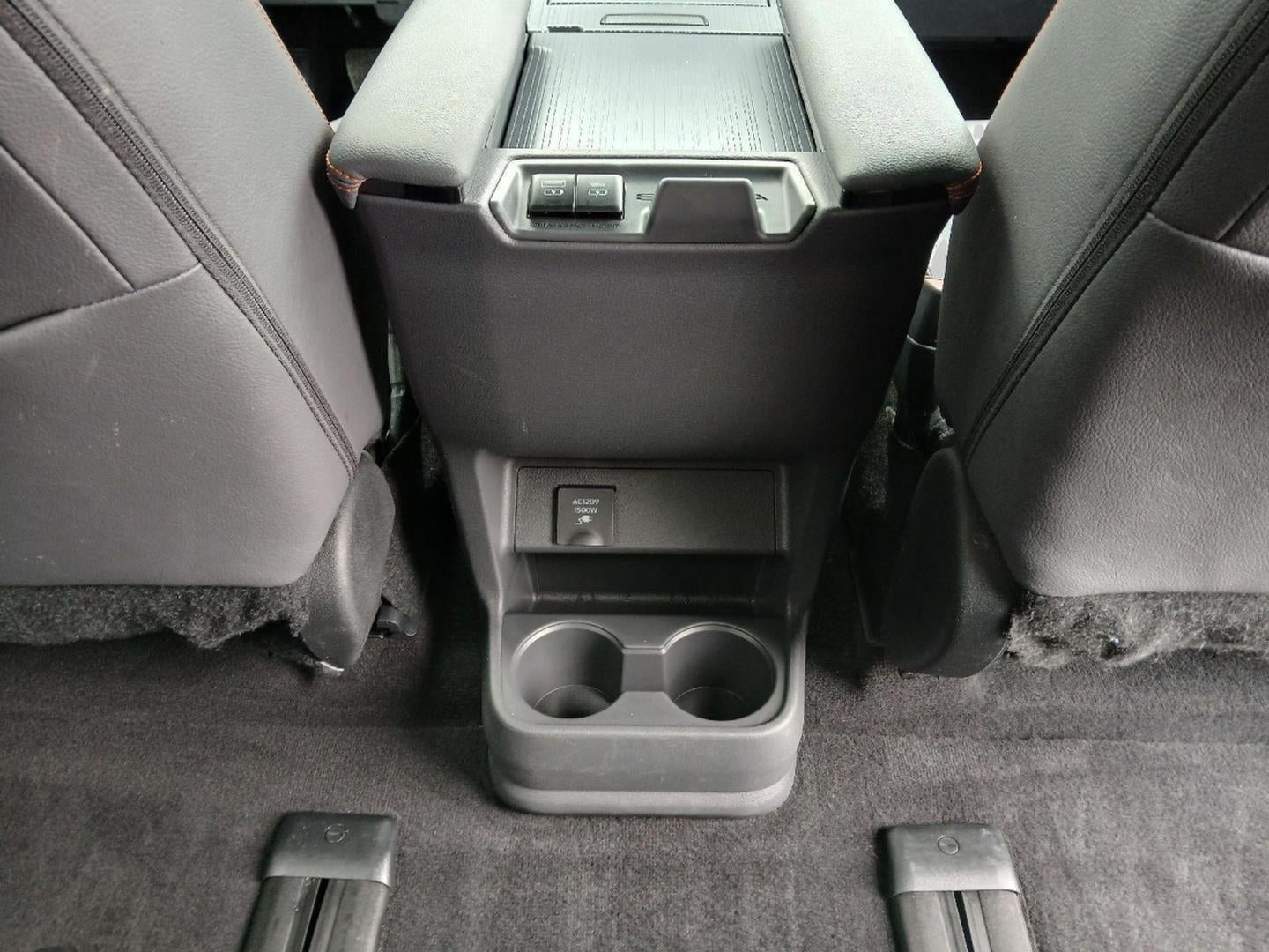 2024 Toyota Sienna XSE 7-Passenger