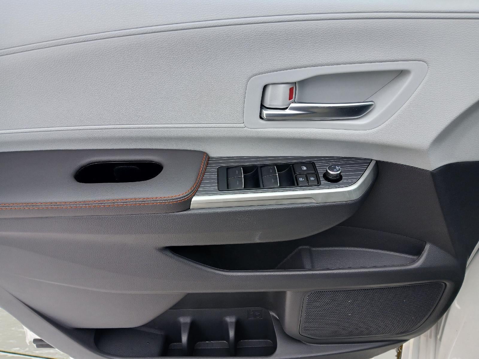 2024 Toyota Sienna XSE 7-Passenger