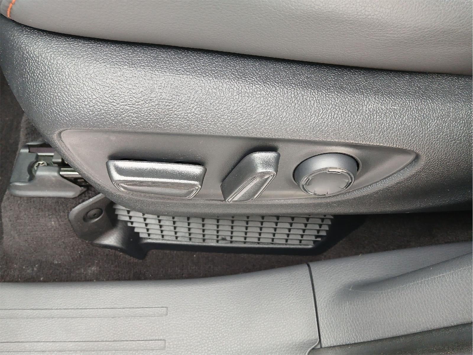 2024 Toyota Sienna XSE 7-Passenger