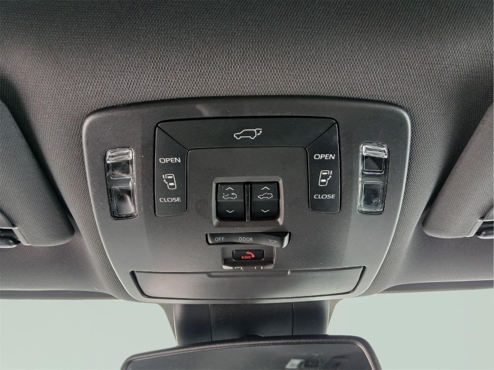 2024 Toyota Sienna XSE 7-Passenger