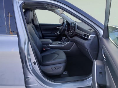 2020 Toyota Highlander Hybrid XLE